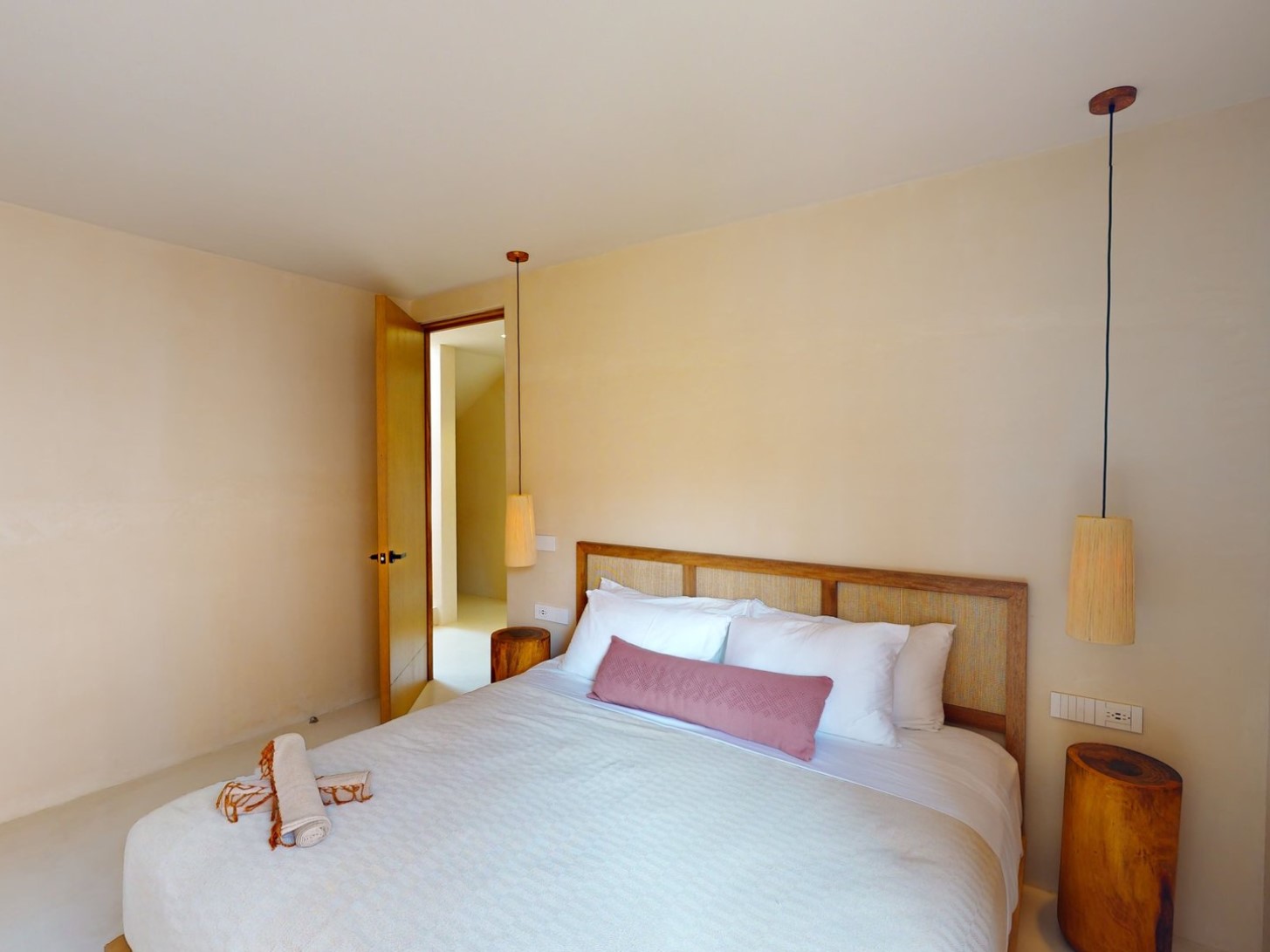 C403 - Penthouse w/Private Pool | Photo 10