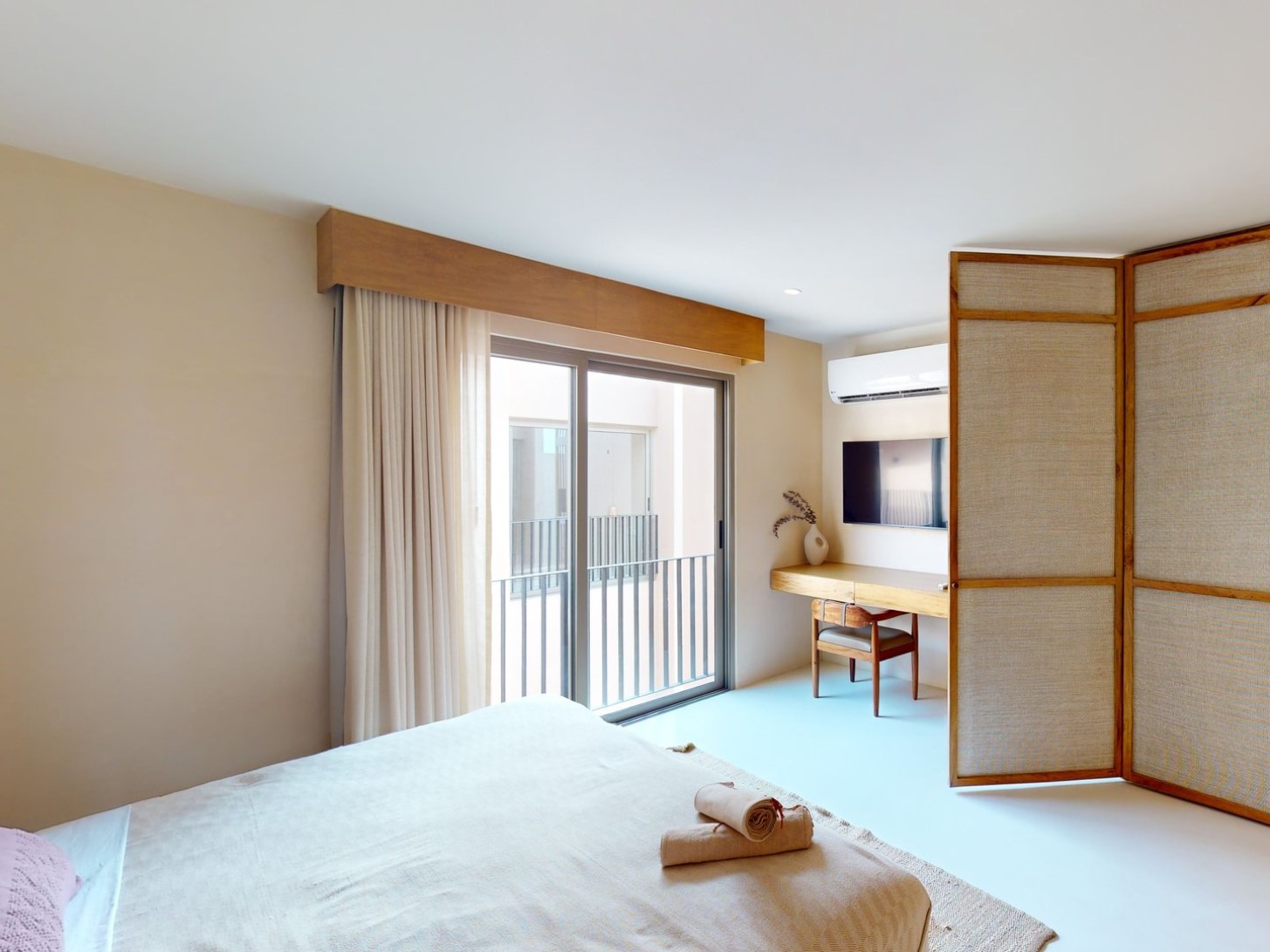 C403 - Penthouse w/Private Pool | Photo 9