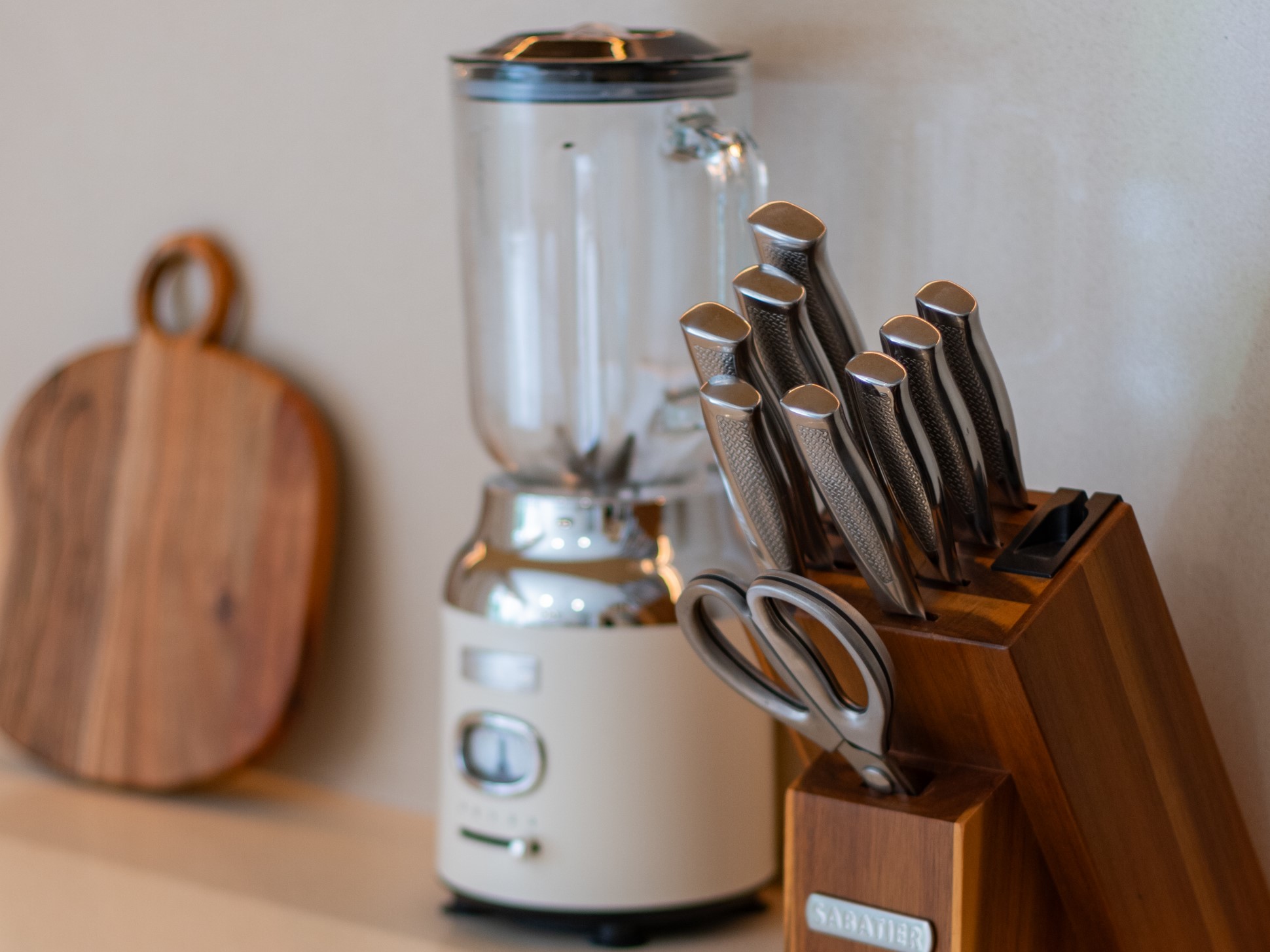 D201 - Elegant Apartment 3