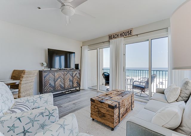 Gulf Front Paradise, Private Beach Access & Beach Chair Service Included!!