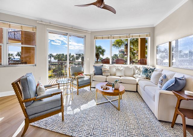 Incredible Gulf Views! Beautiful Remodel - Beach Chair Service