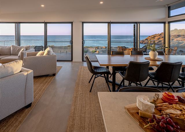 Stay in luxury apartment
family friendly luxury accommodation Penneshaw Kangaroo Island holiday rental