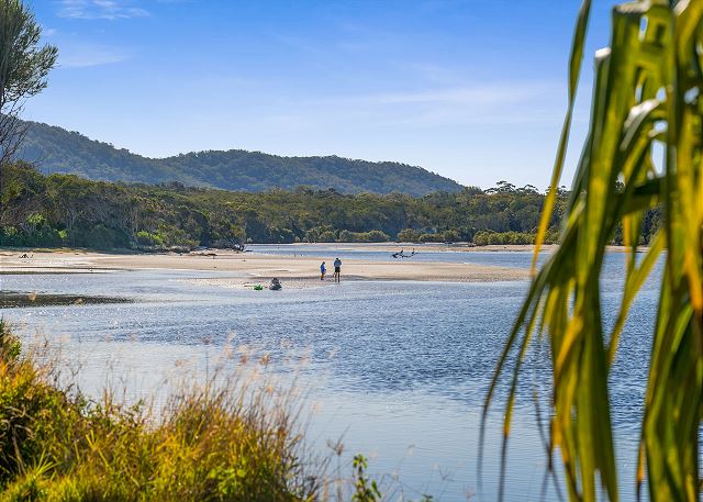 Beachfront 2, 25 Willow Street,