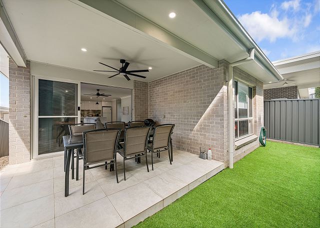 Manor Lane Retreat 