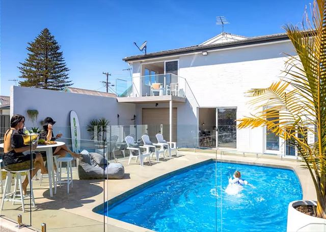 Harrington Escape, 63 Beach street