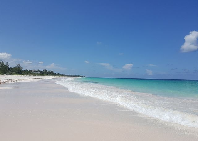 Windermere, Eleuthera Bahamas - Windermere Island Beach House with Club ...