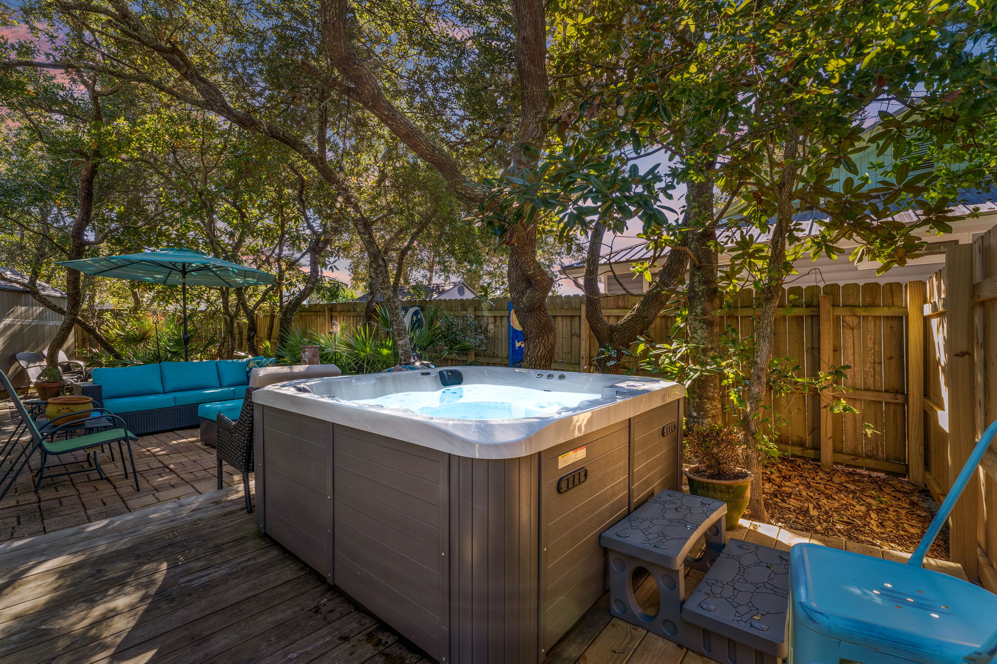 Private outdoor hot tub at Barefoot Paradise in Panama City Beach