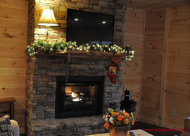 Christmas is around the corner! We welcome you and your family at “Livintha Dream Lodge” You have a bless holidays and enjoy your stay.