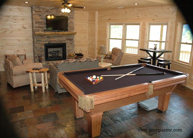 Pool Table, Tennis Table, Table Games, Wet Bar