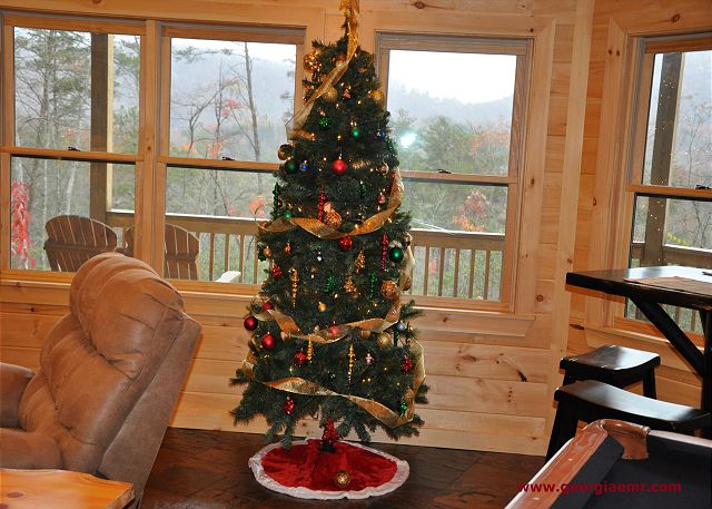 Christmas is around the corner! We welcome you and your family at “Livintha Dream Lodge” You have a bless holidays and enjoy your stay.