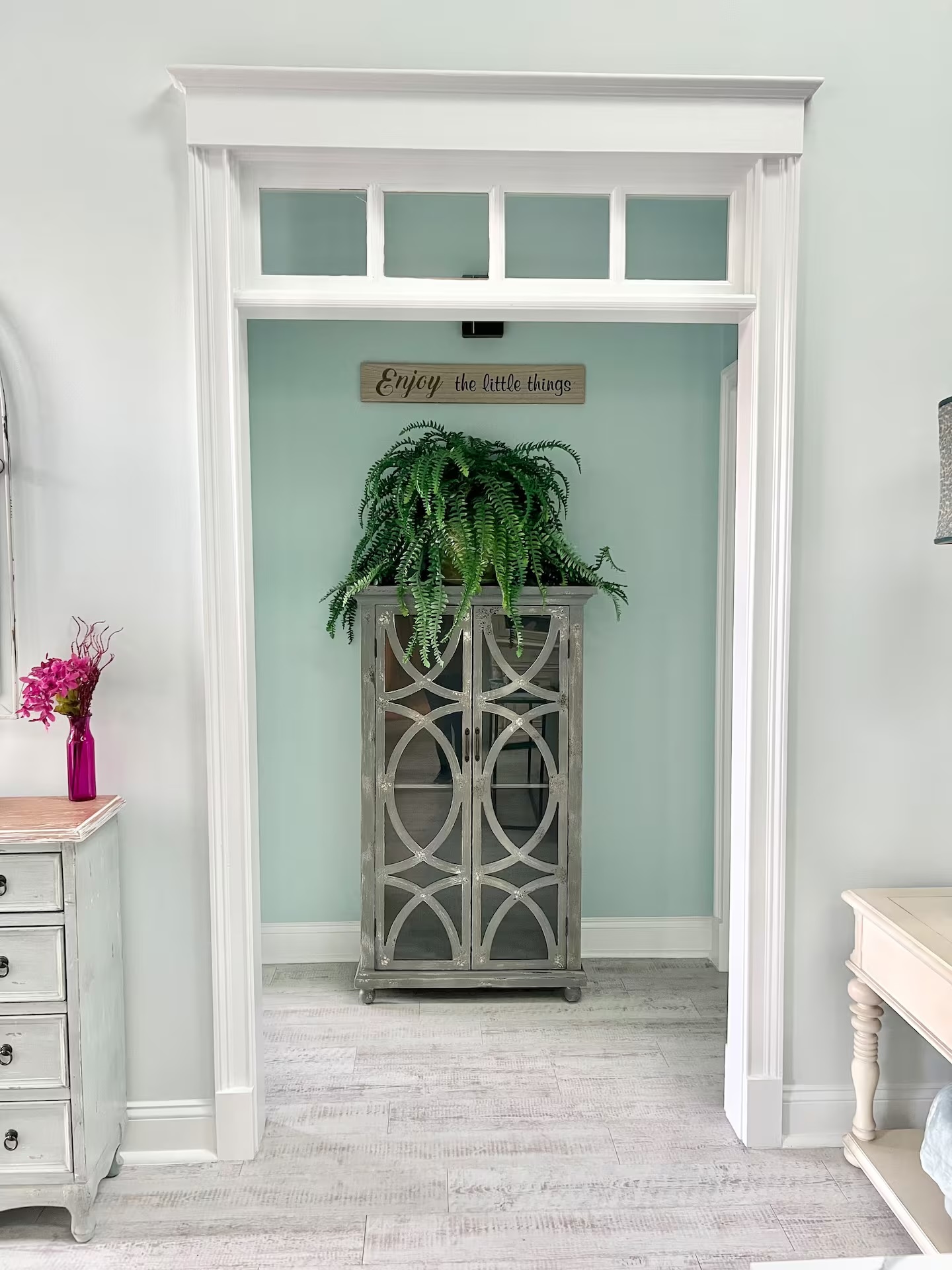 Hallway Leading to Queen Bedrooms
