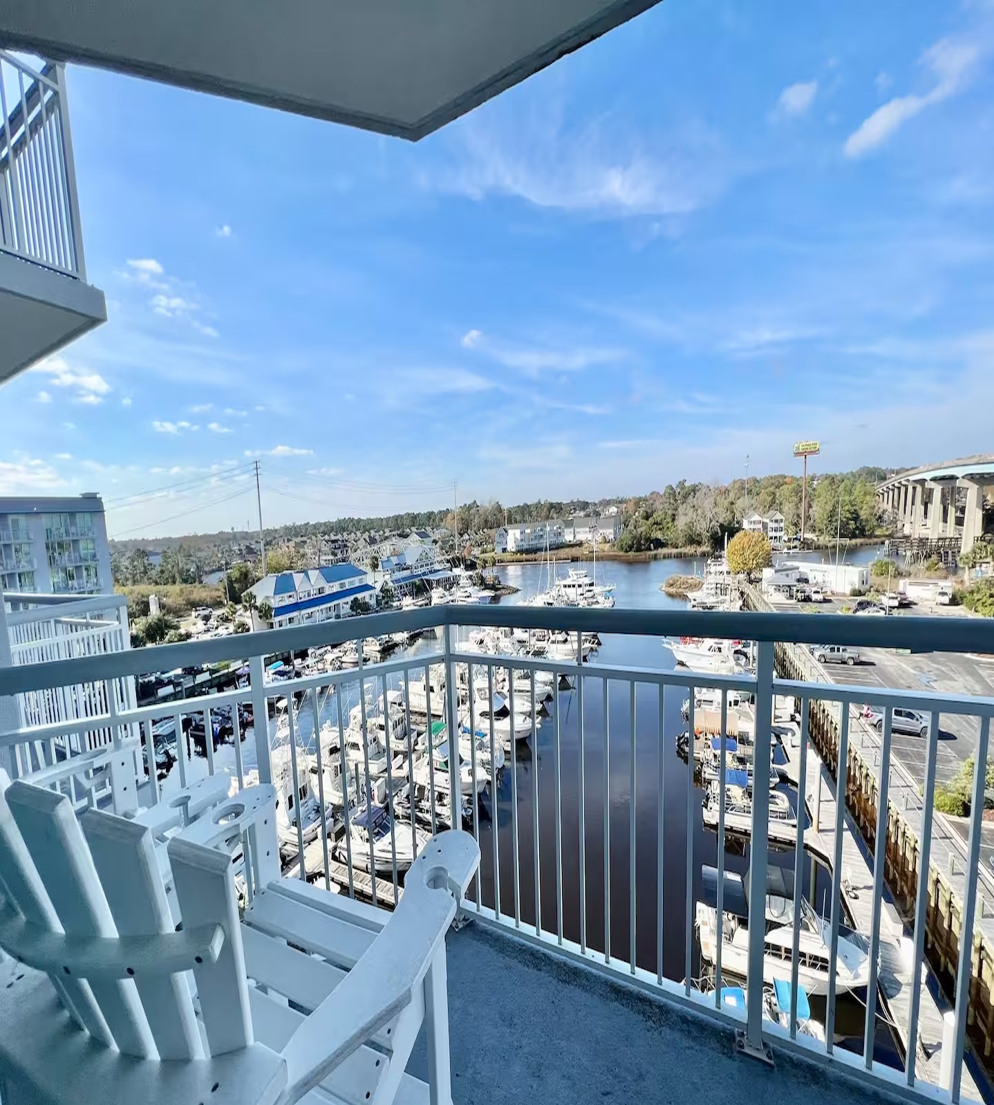 NEW! 3 Bedroom Condo w Marina View at Harbourgate!