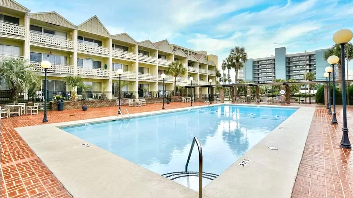 The Bungalow, 2nd row from Ocean, Pool/Hot Tub! | Photo 12