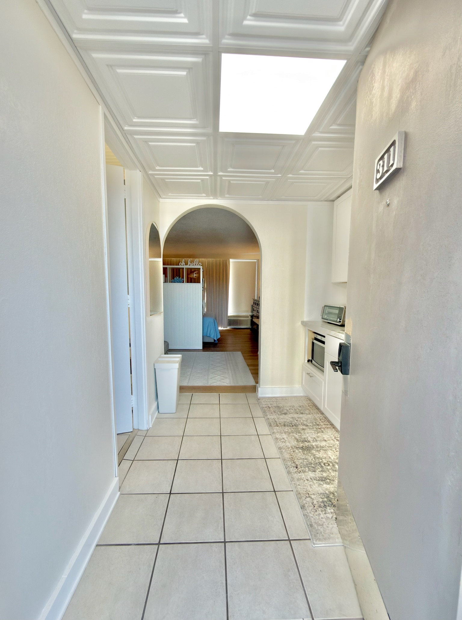 Peak-a-Boo Beach View 1 Bed/1 Bath Condo | Photo 1