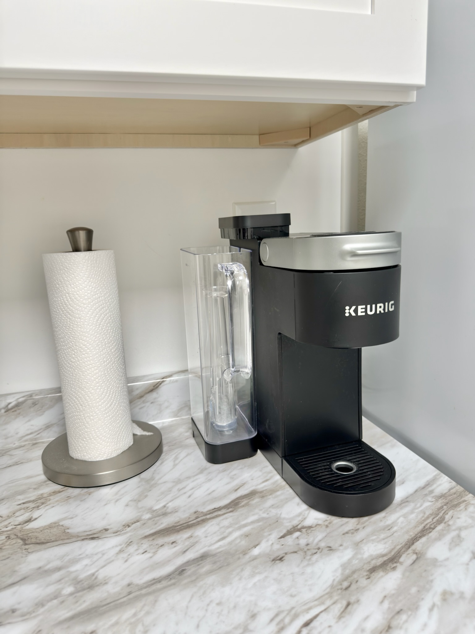 Peak-a-Boo Beach View 1 Bed/1 Bath Condo | Photo 6