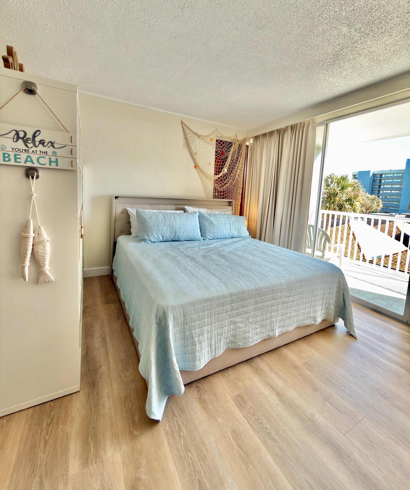 Peak-a-Boo Beach View 1 Bed/1 Bath Condo | Photo 35