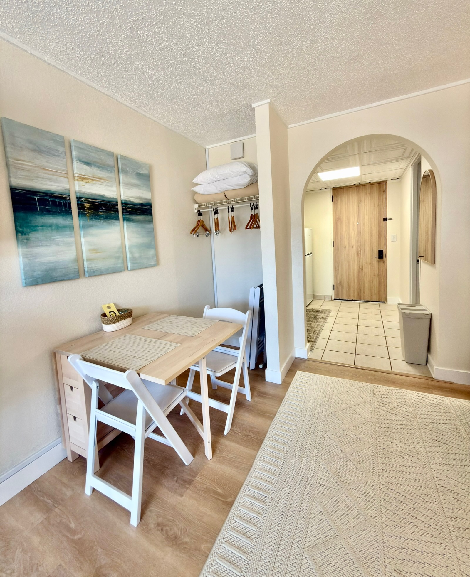 Peak-a-Boo Beach View 1 Bed/1 Bath Condo | Photo 24
