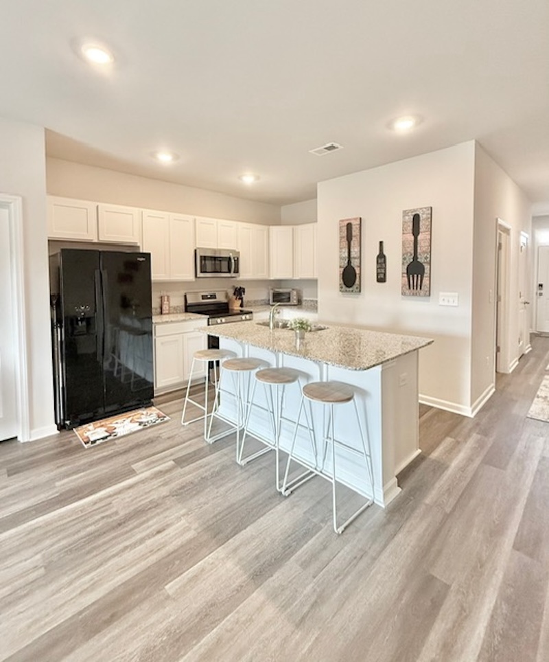 NEW! Sweet Tee Beach Escape | Photo 14