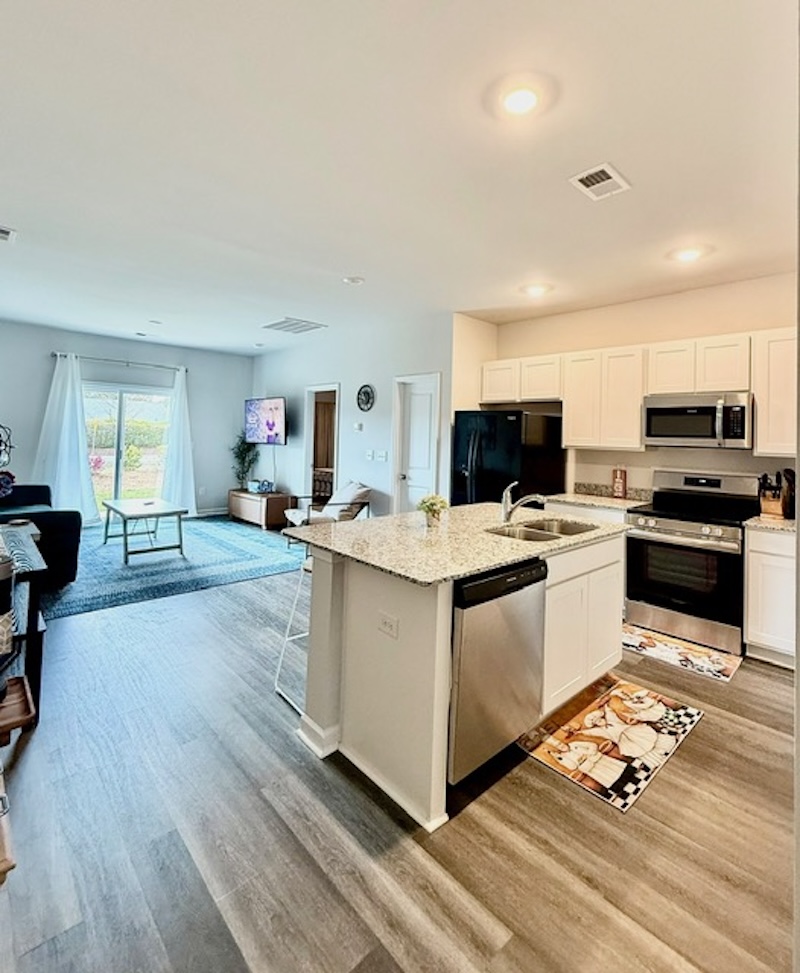 NEW! Sweet Tee Beach Escape | Photo 10