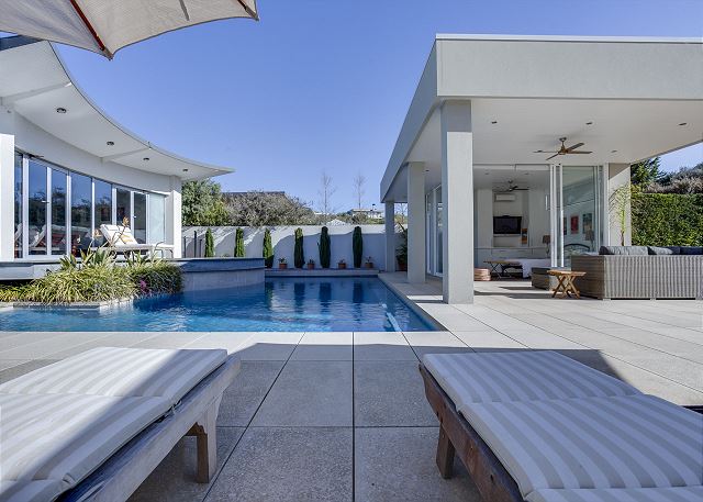 (ARCHIVED) PARINGA IN PORTSEA