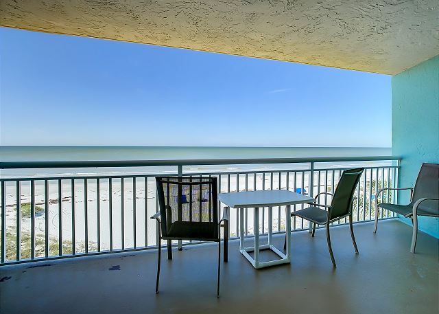 Chateaux 303 - Direct Beach Front Condo