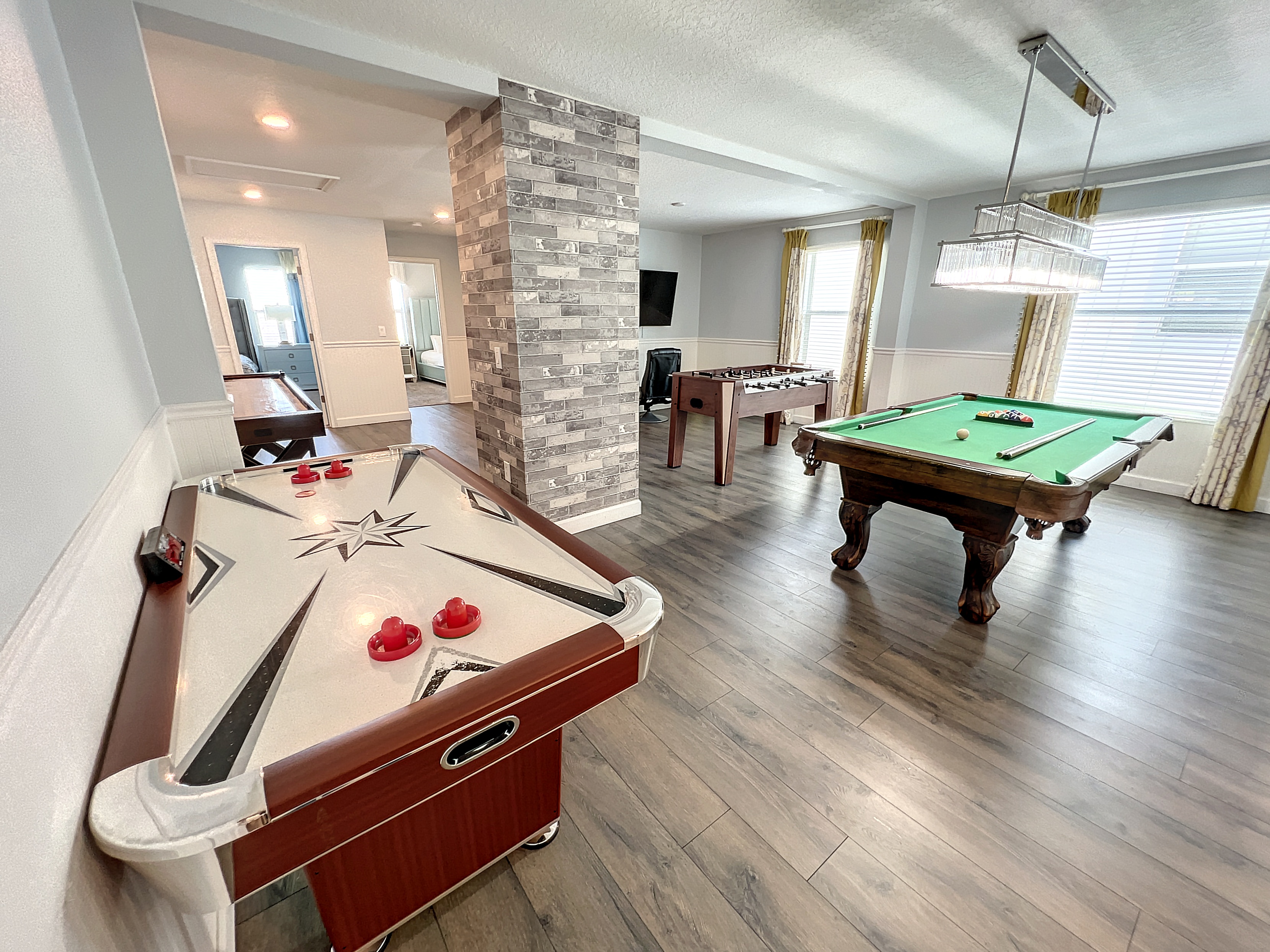 Hummingbird Florida Villa: Private Pool and Gaming Room!