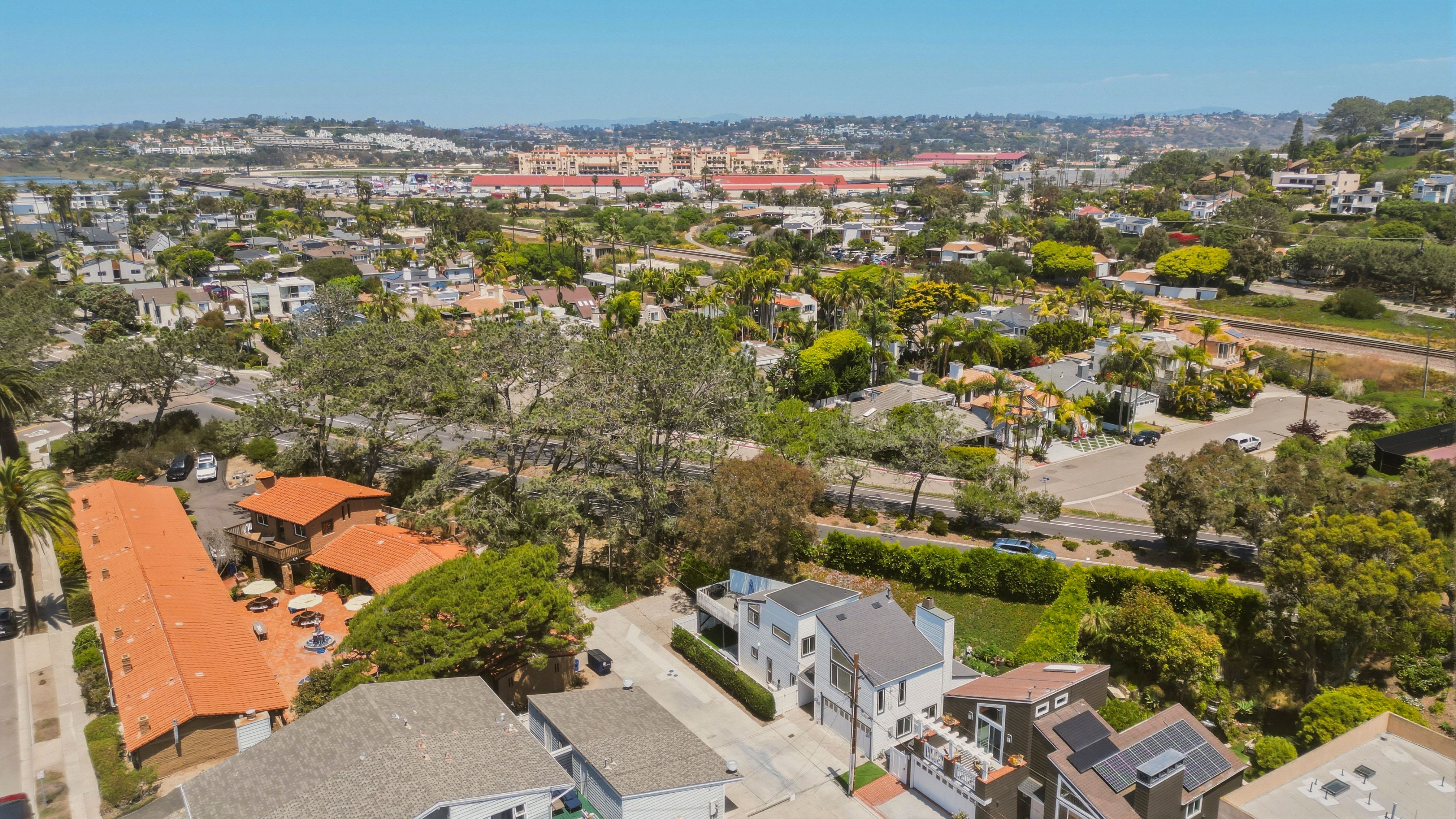 Sand and Spa Retreat in Del Mar | Photo 26