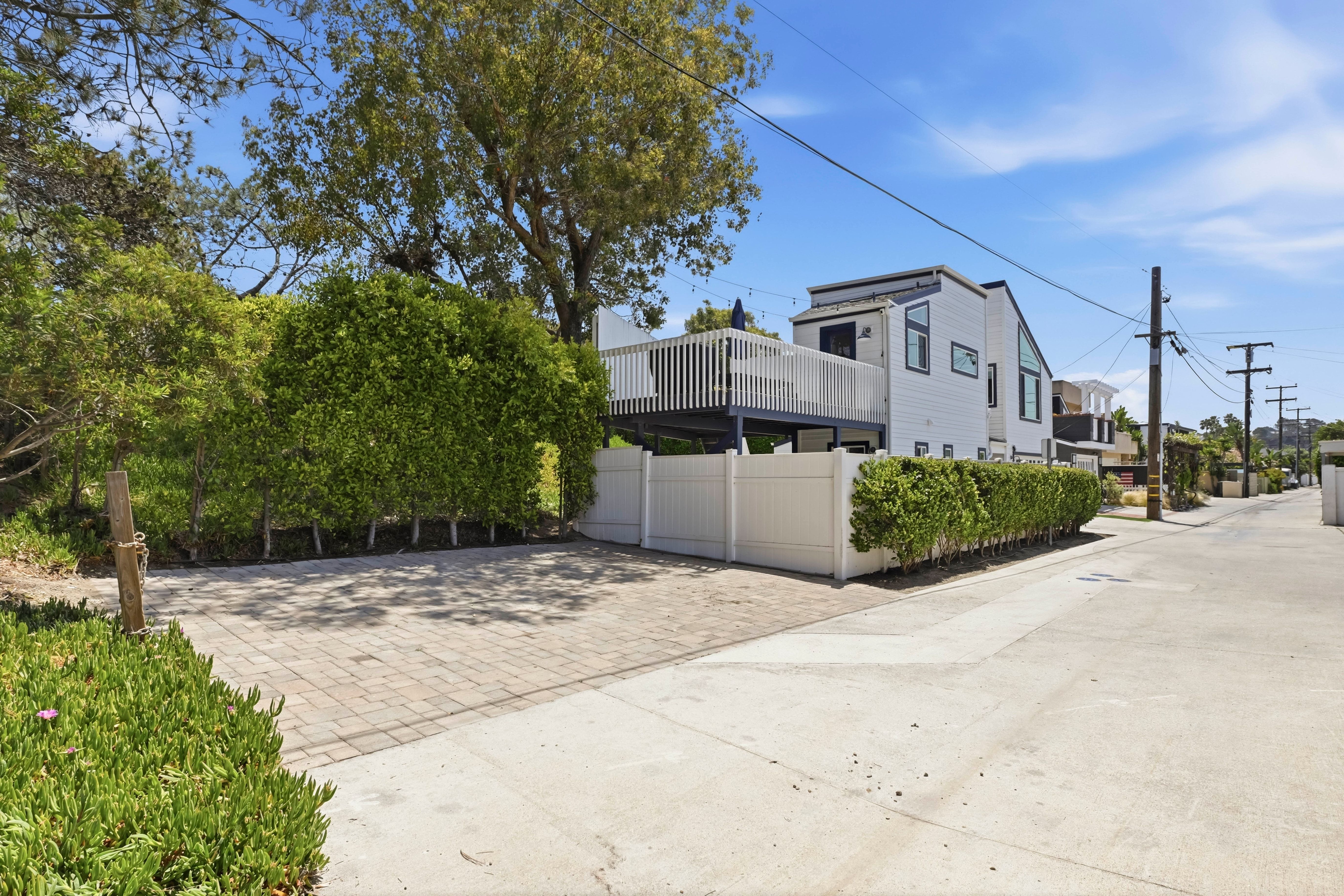 Sand and Spa Retreat in Del Mar | Photo 12