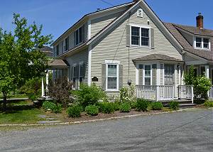 Franconia Cottage on Main Franconia Cottage on Main