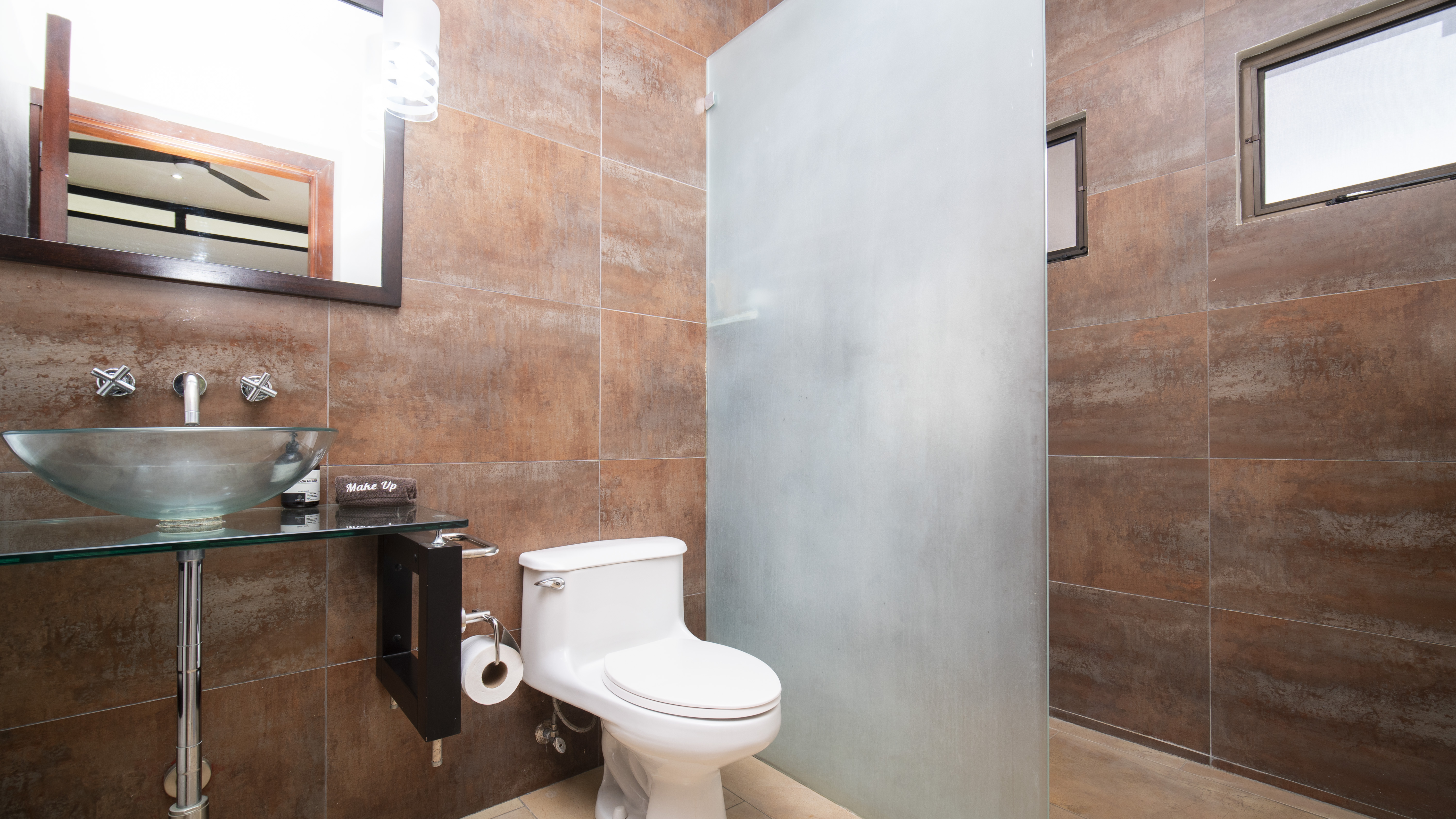 Juinor Suite Bathroom