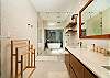 Master's bedroom en-suite bathroom