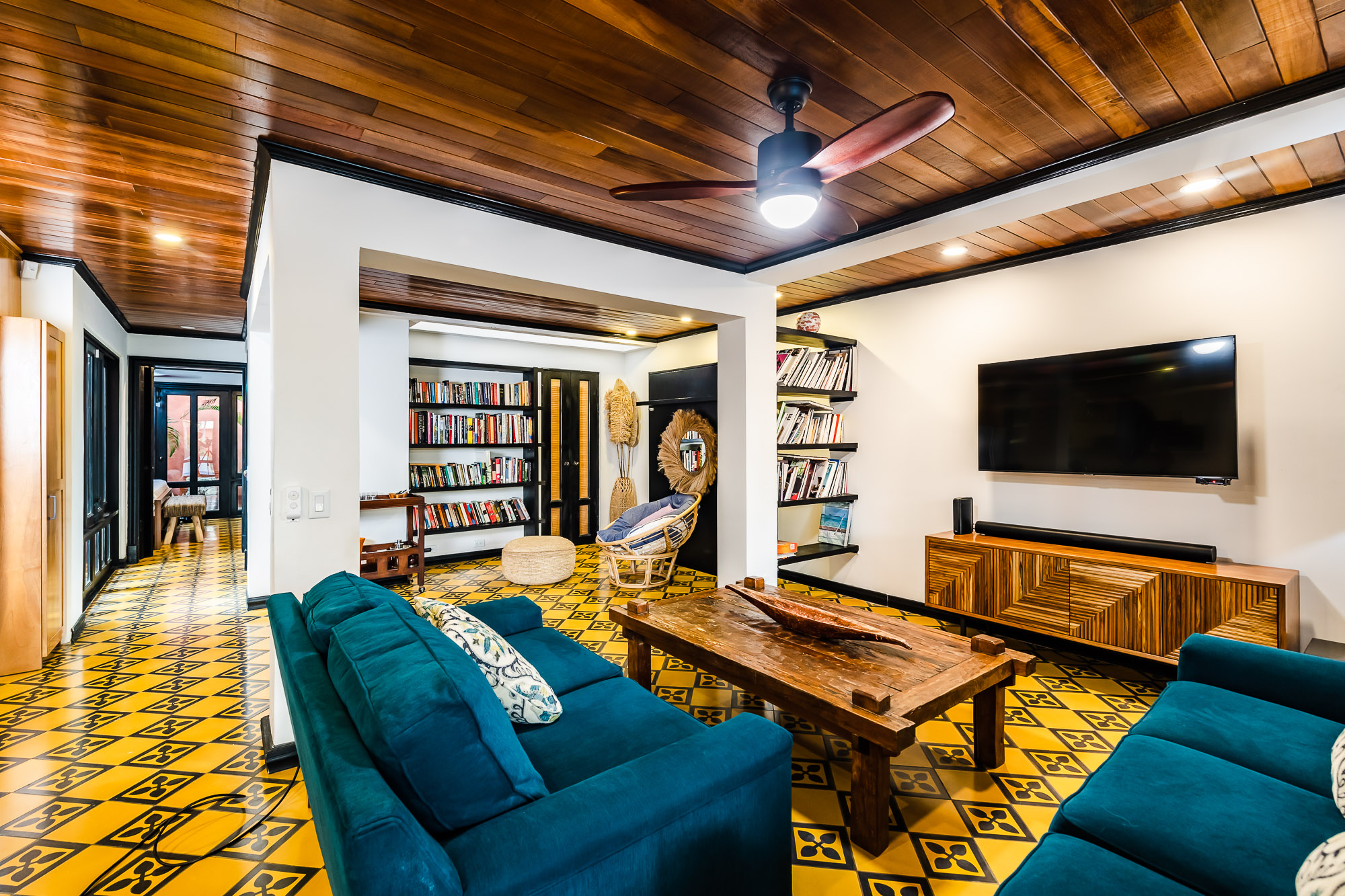 Living room.