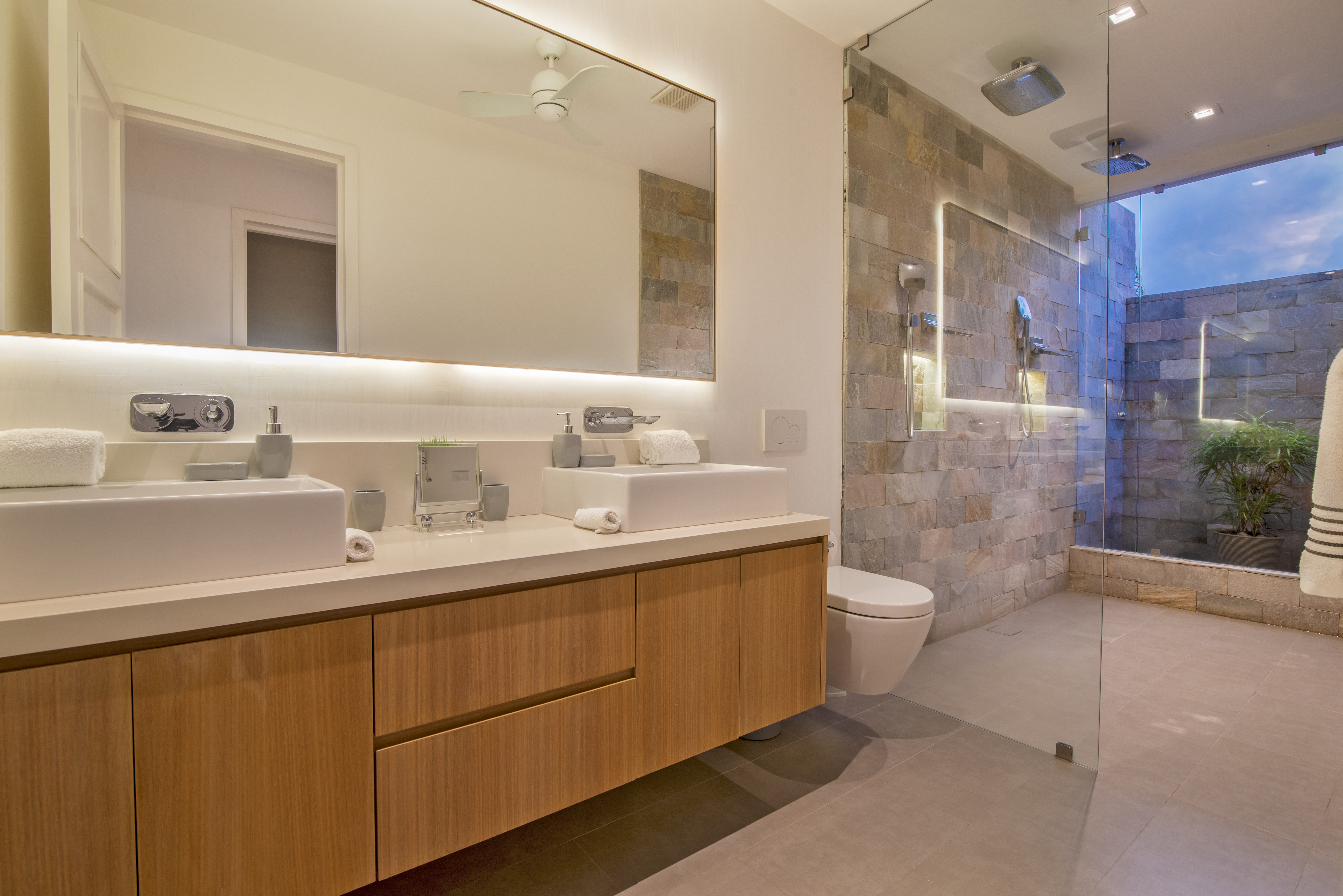 Upper Suite Bathroom