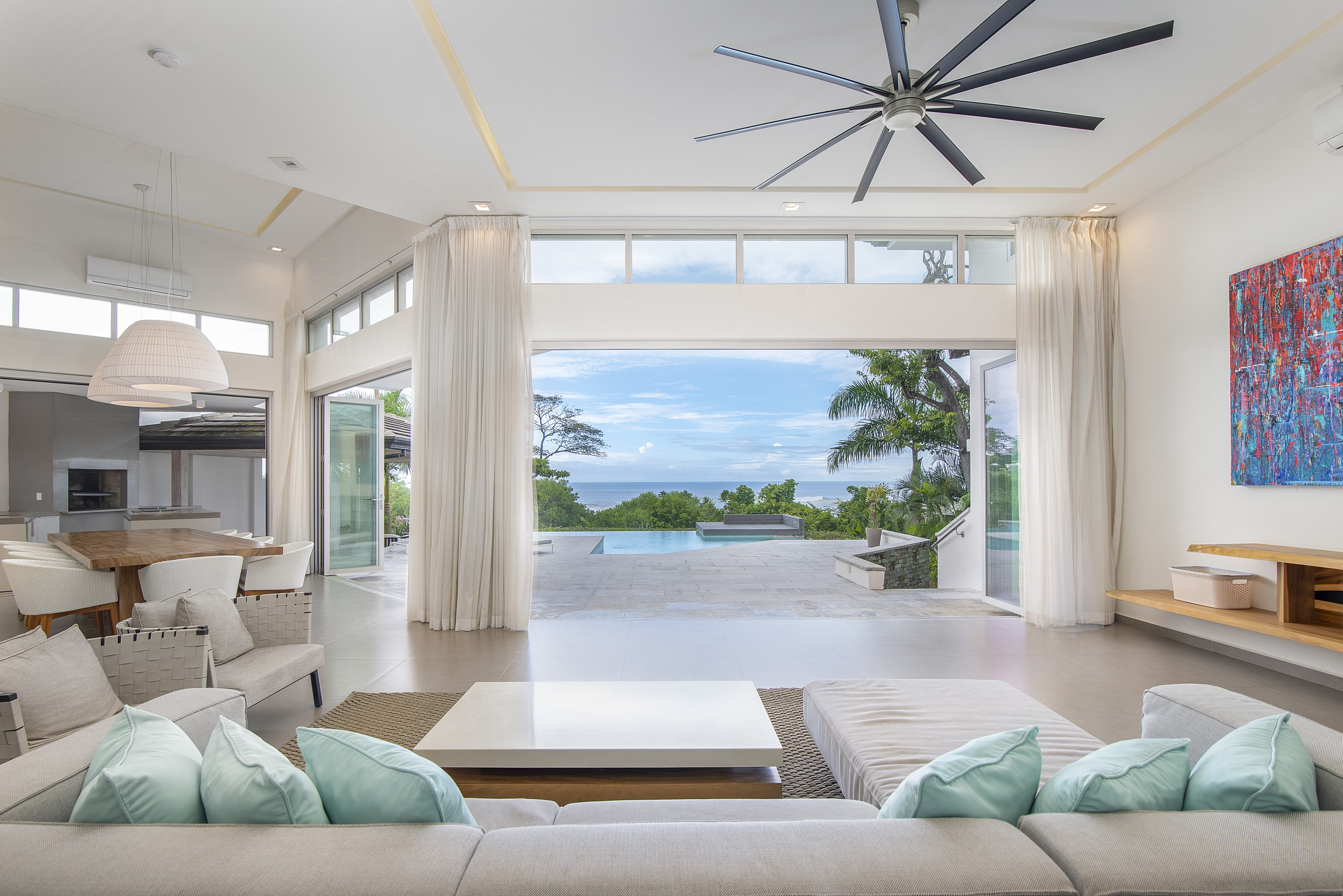 Living Room View of Pool & Ocean