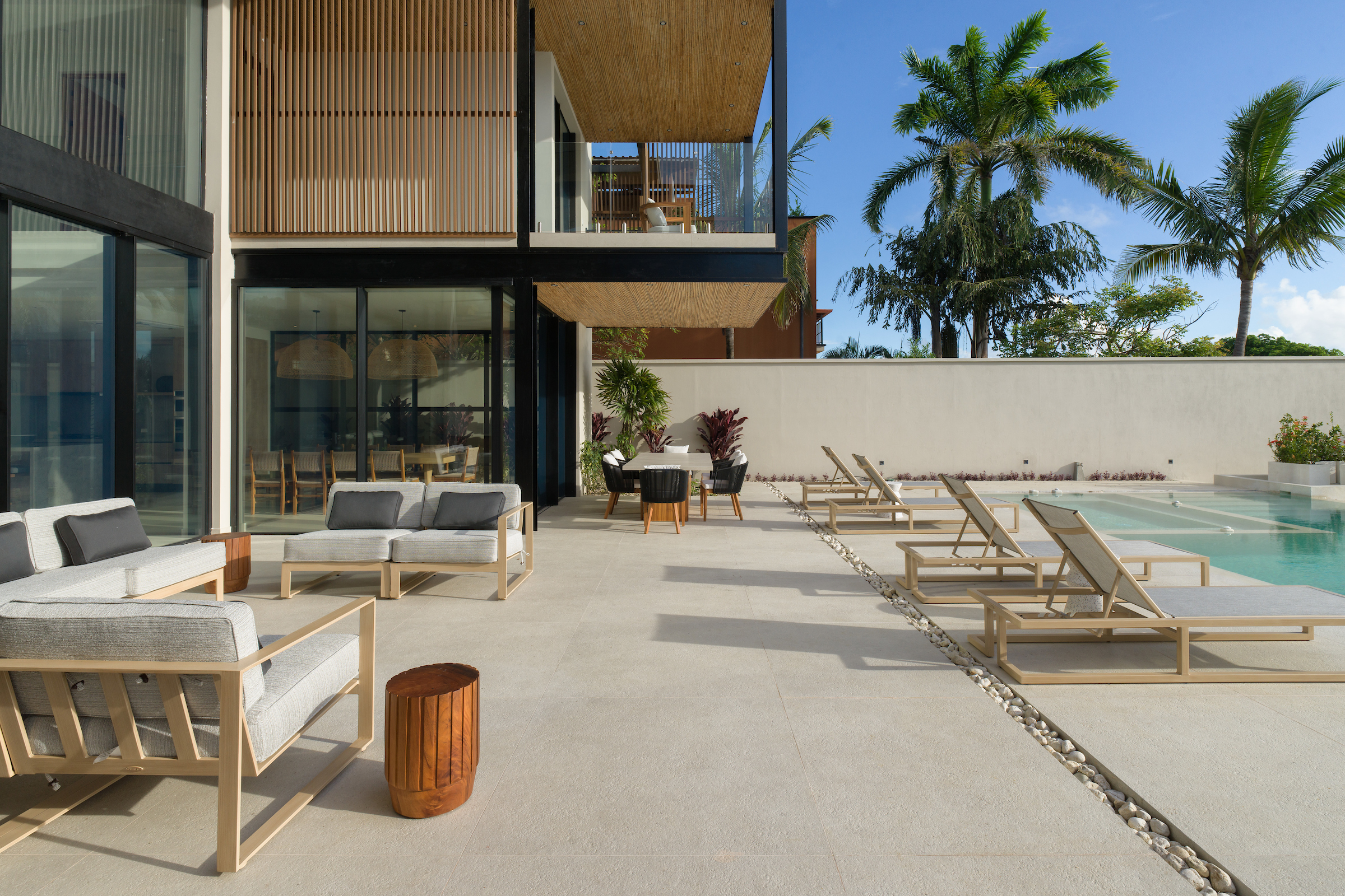 Perfect terrace for the whole family to enjoy the outdoors