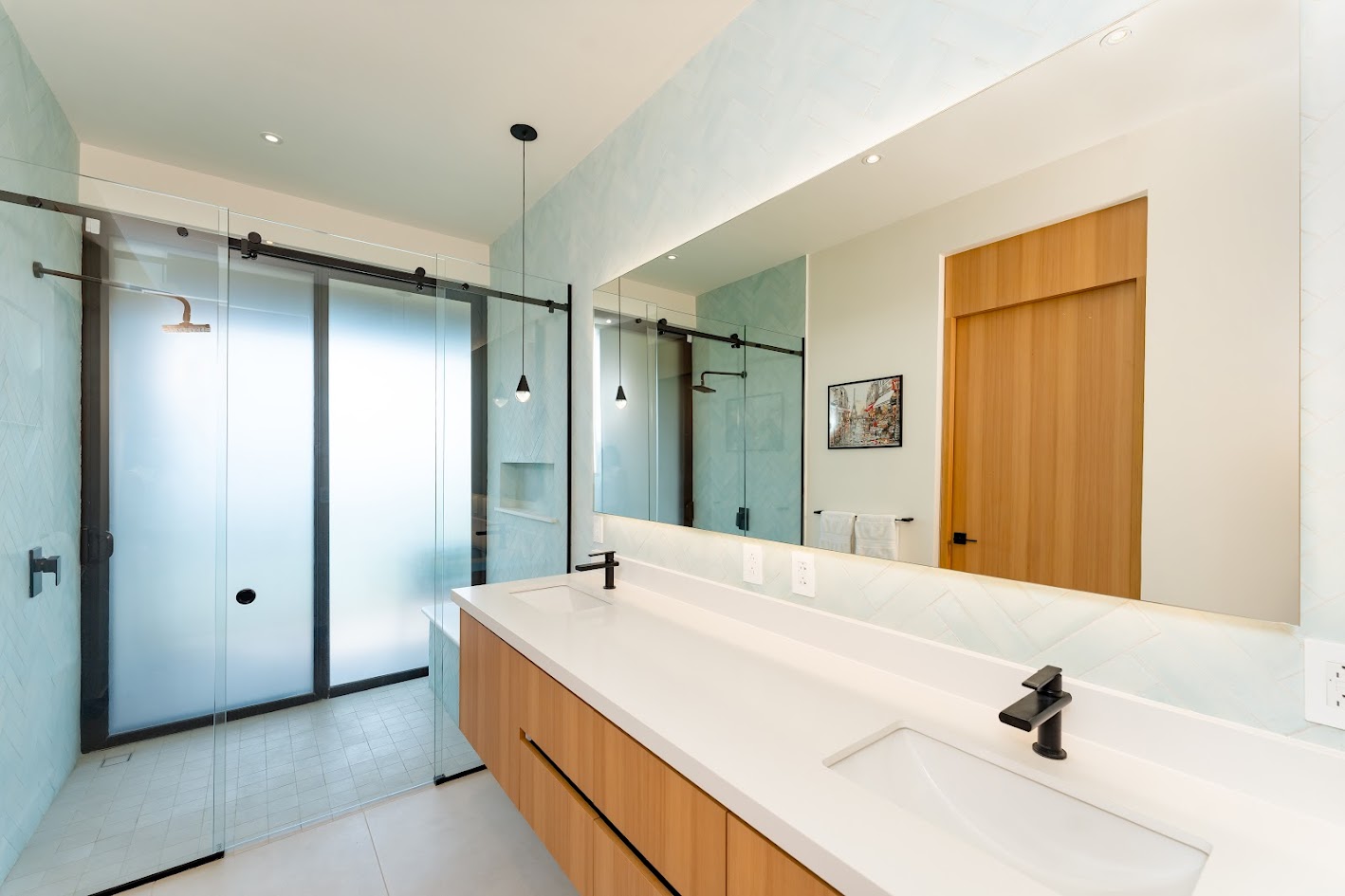 Ensuite Bathroom with modern shower