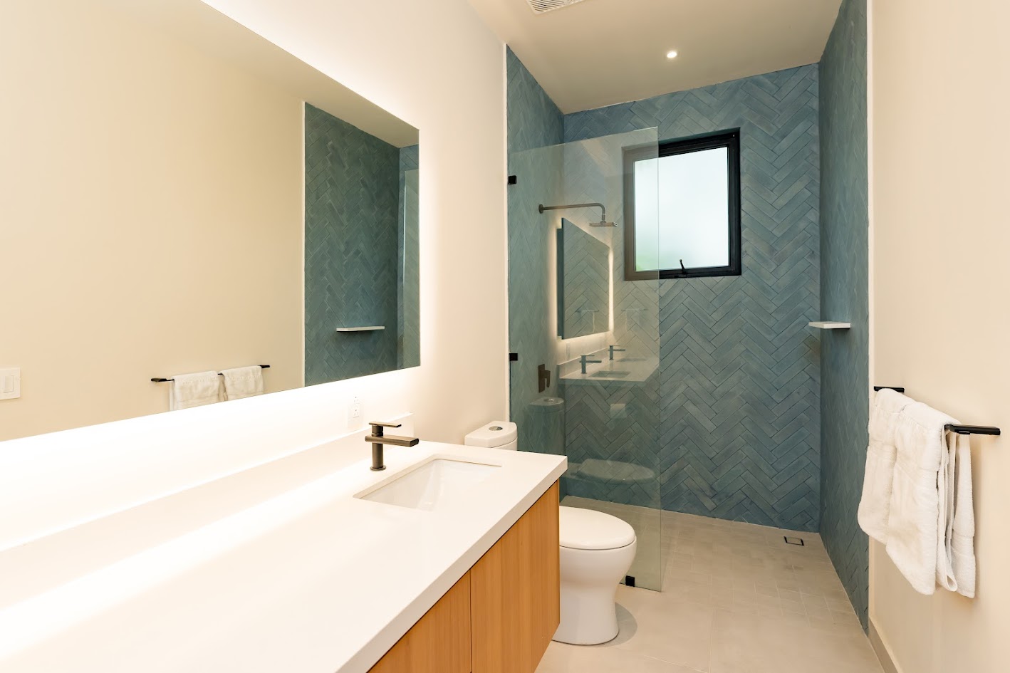 Ensuite Bathroom 