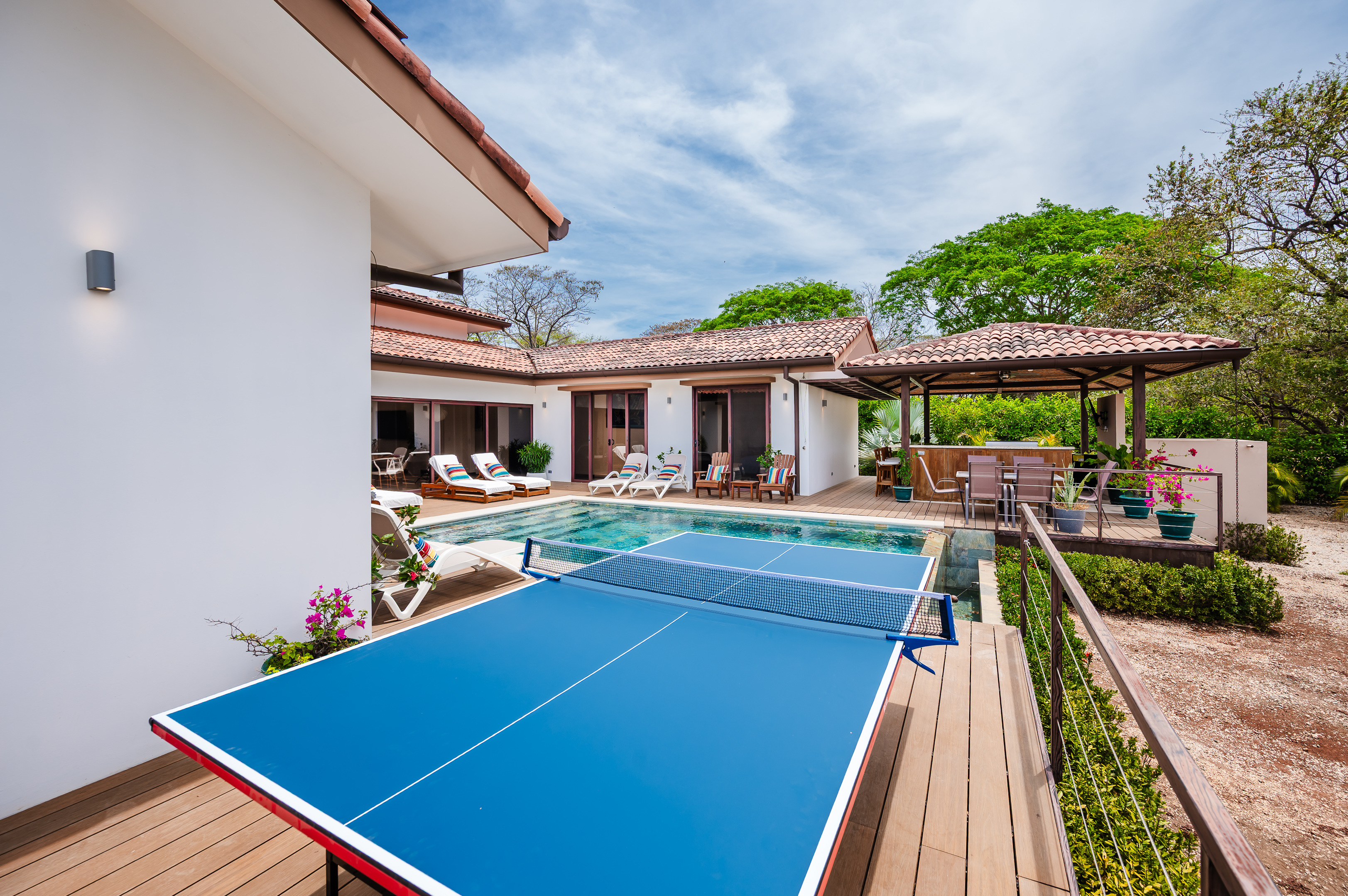 Outdoor Ping-Pong Table