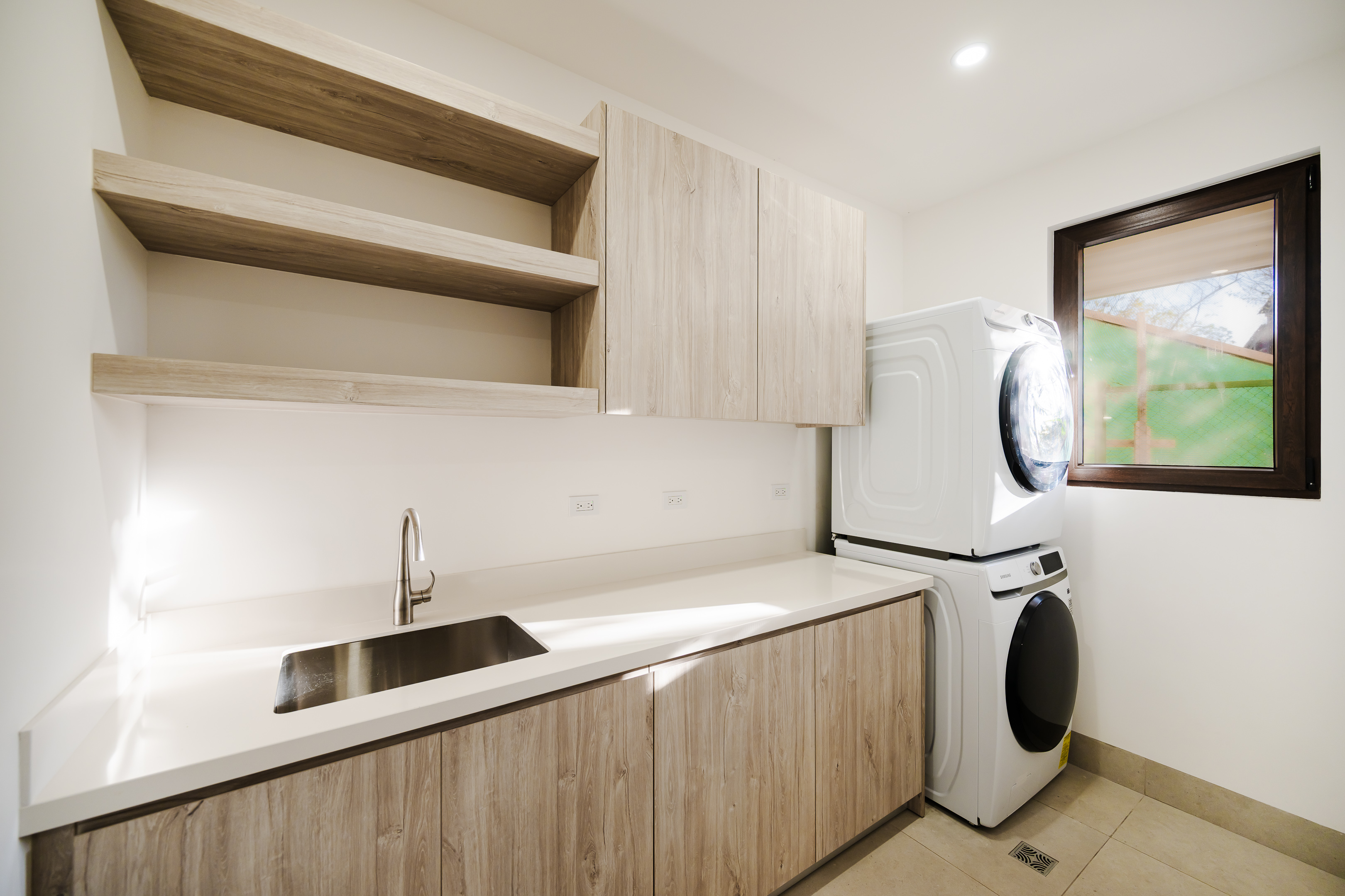 Room 7 Laundry room