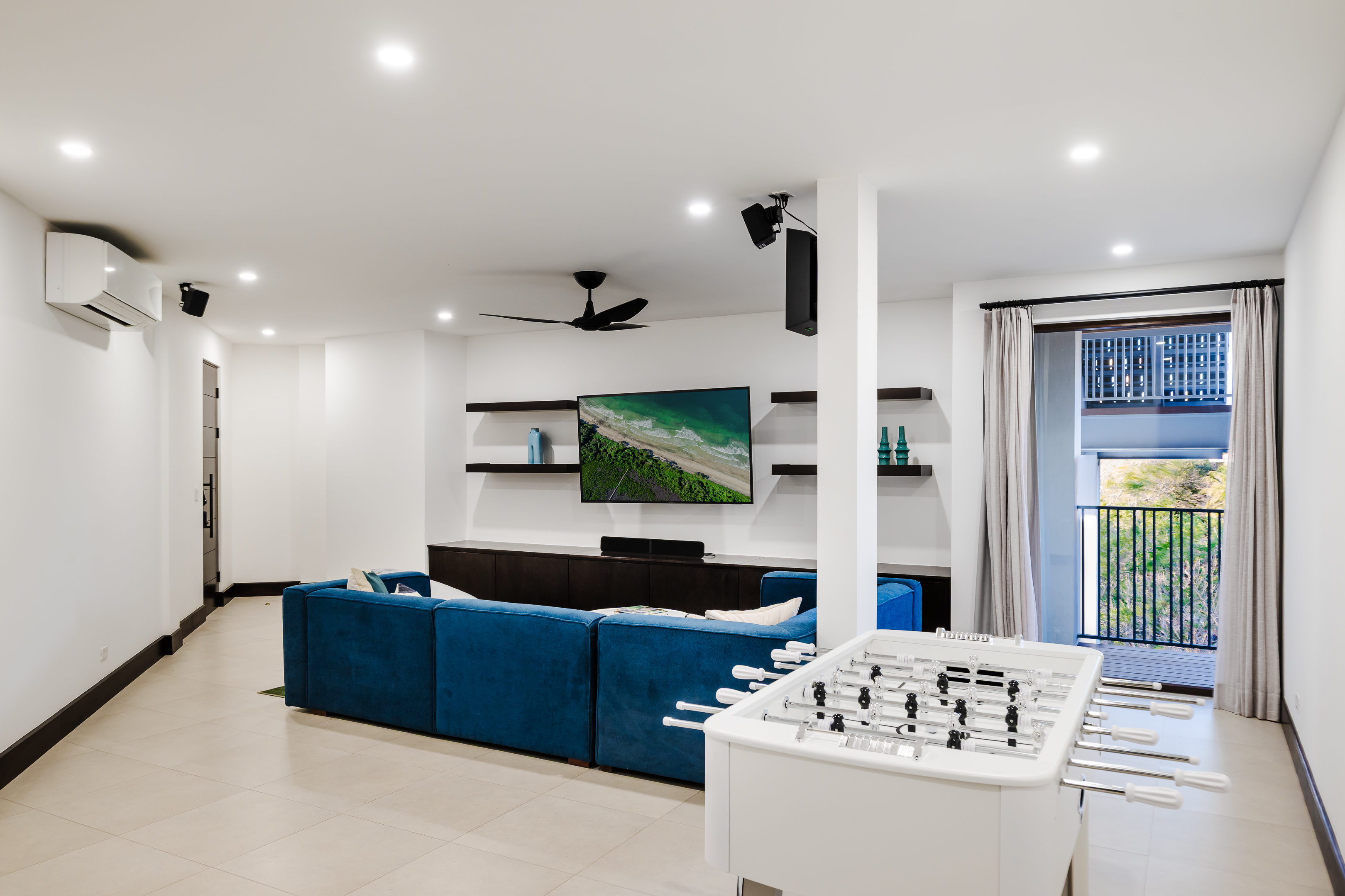 Entertainment room