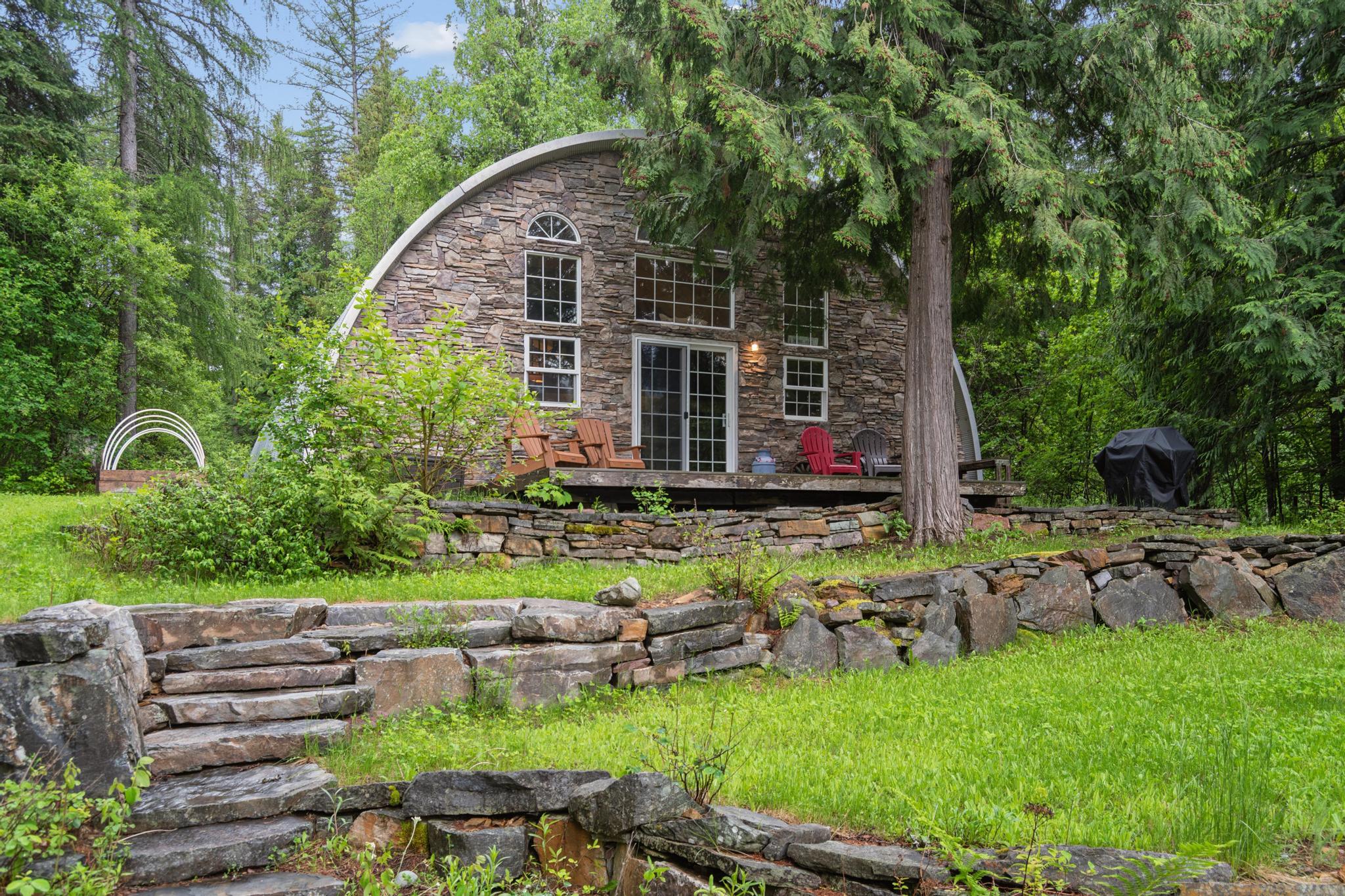 The Hut at Spoon Lake