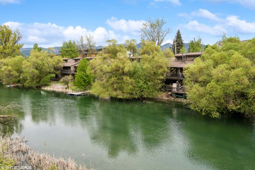 Whitefish River Roost