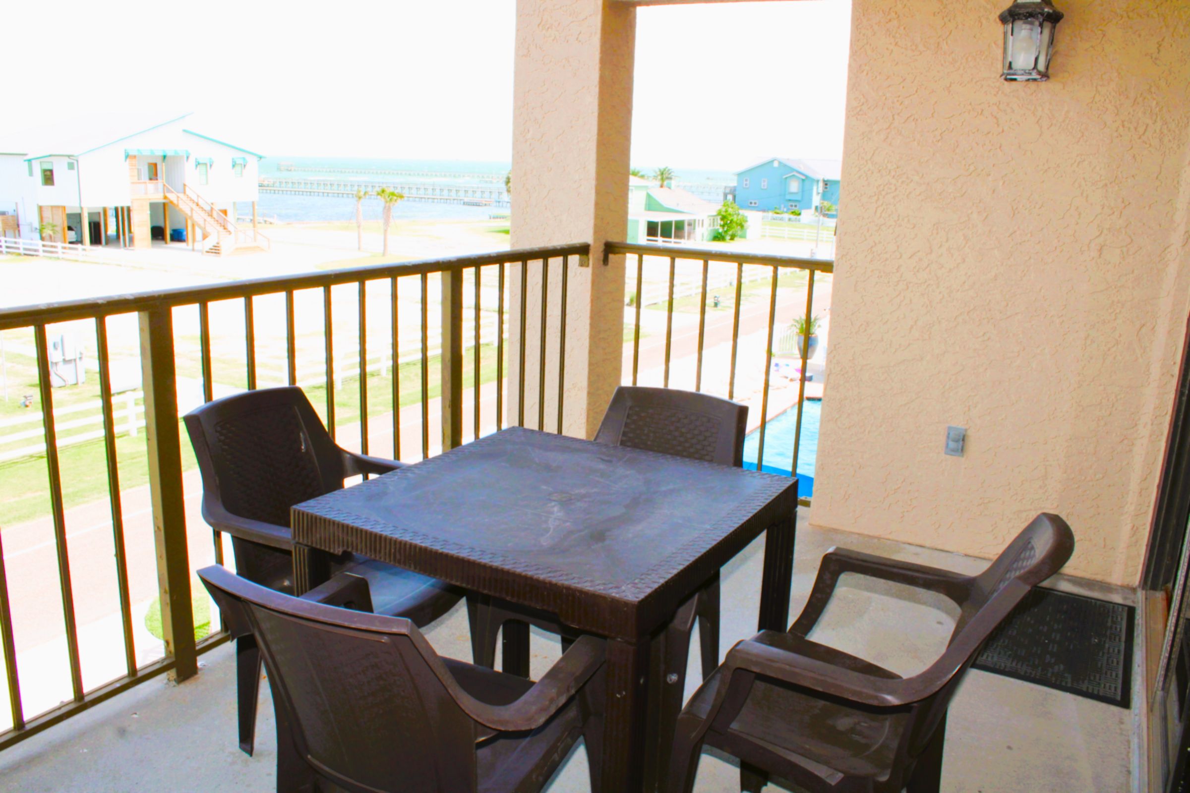 One Bedroom condo overlooks Aransas Bay | Photo 4