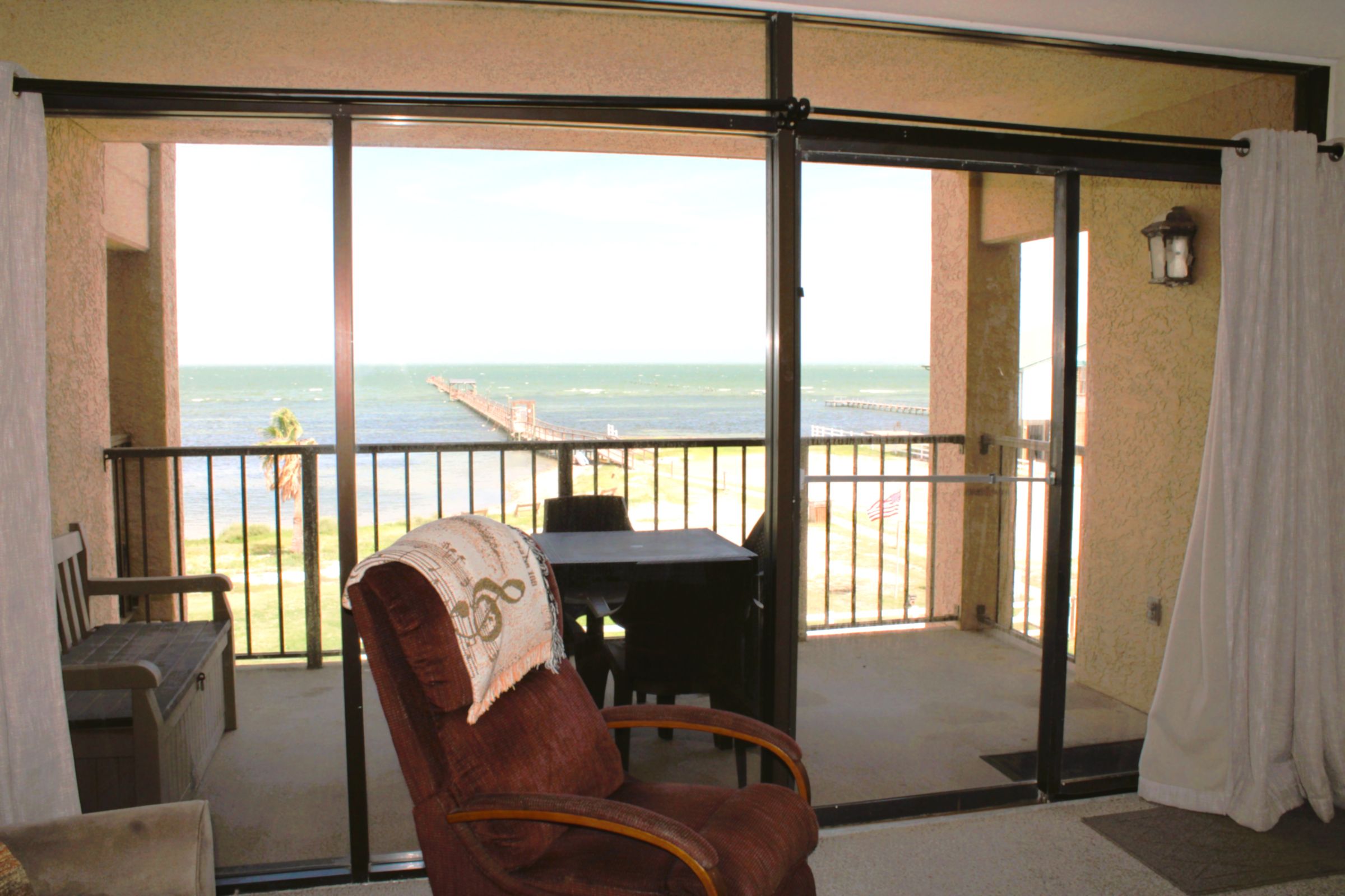 One Bedroom condo overlooks Aransas Bay | Photo 7