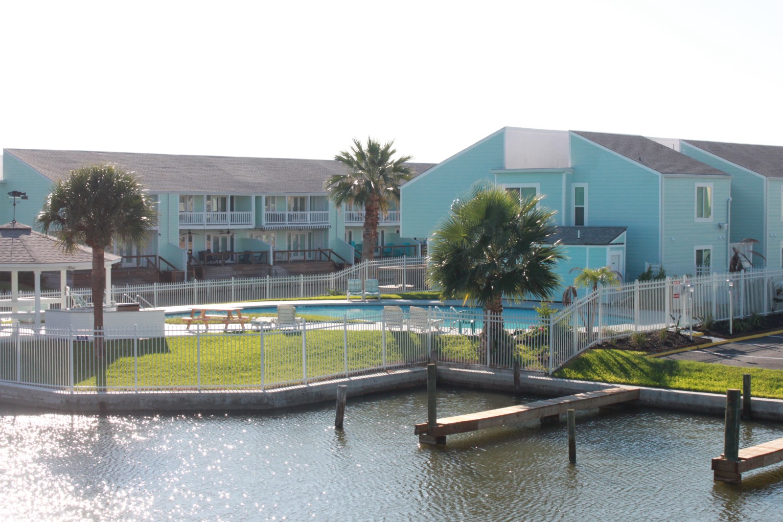 Spectacular Key Allegro setting in Rockport | Photo 5