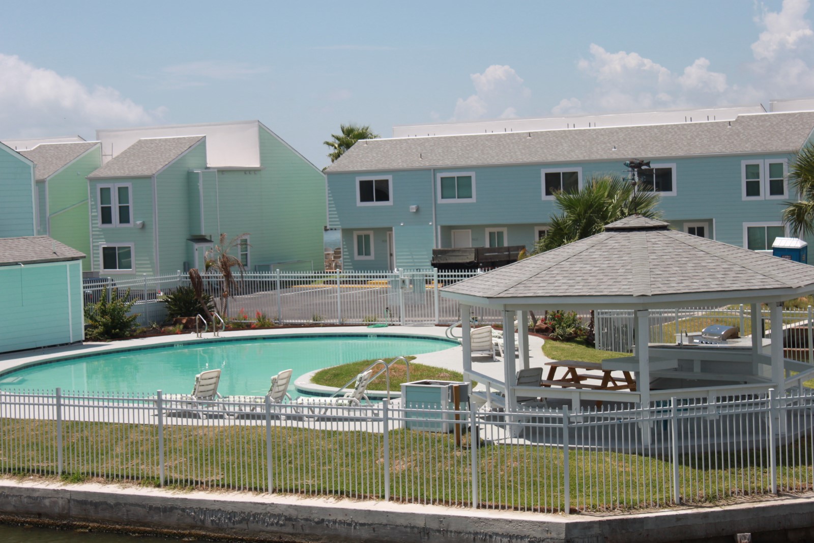 Spectacular Key Allegro setting in Rockport | Photo 22