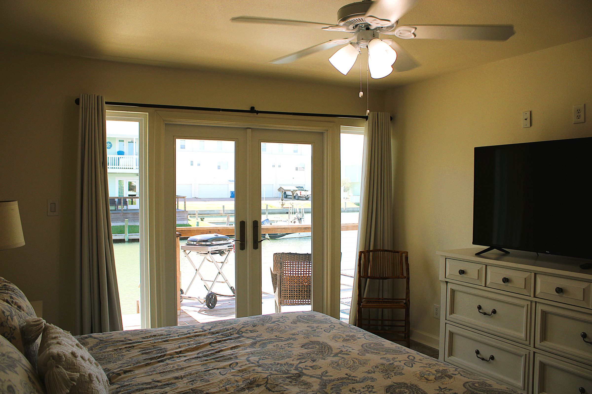 Bayside bayfront condo | Photo 16