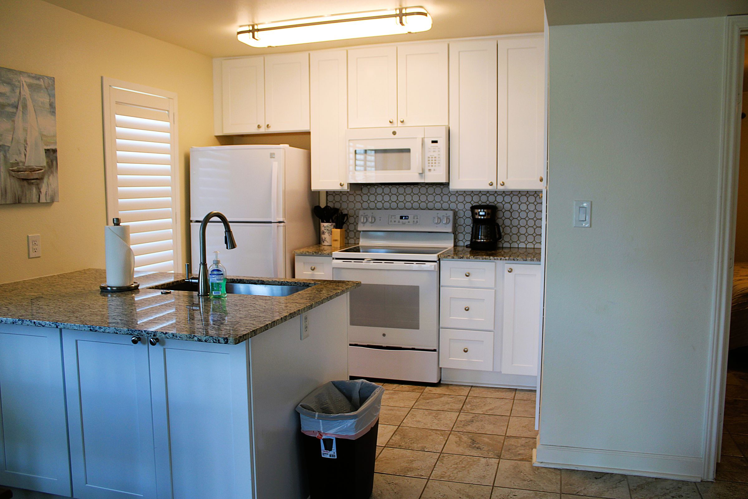 Bayside bayfront condo | Photo 3