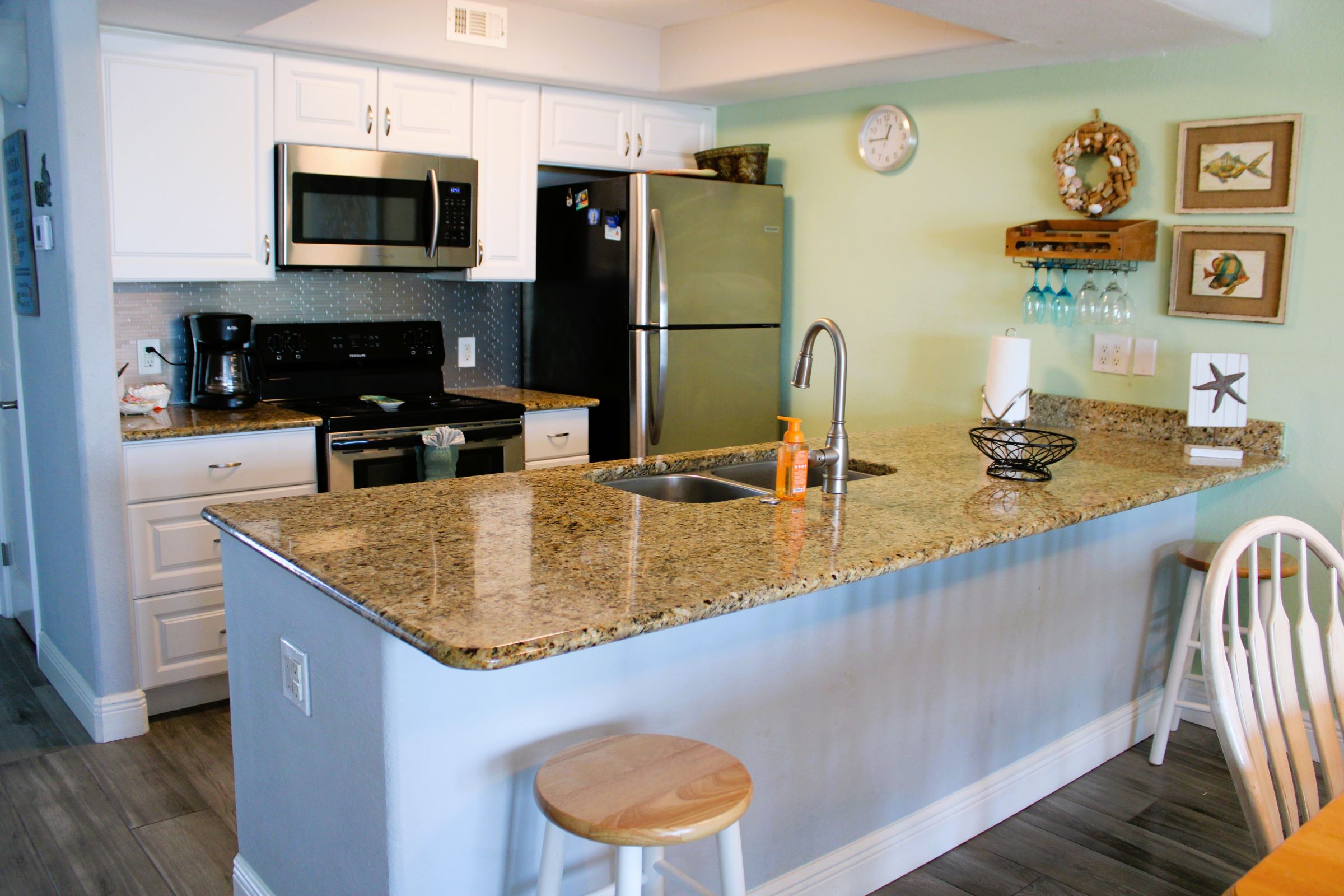 Bayfront bayside condo | Photo 11