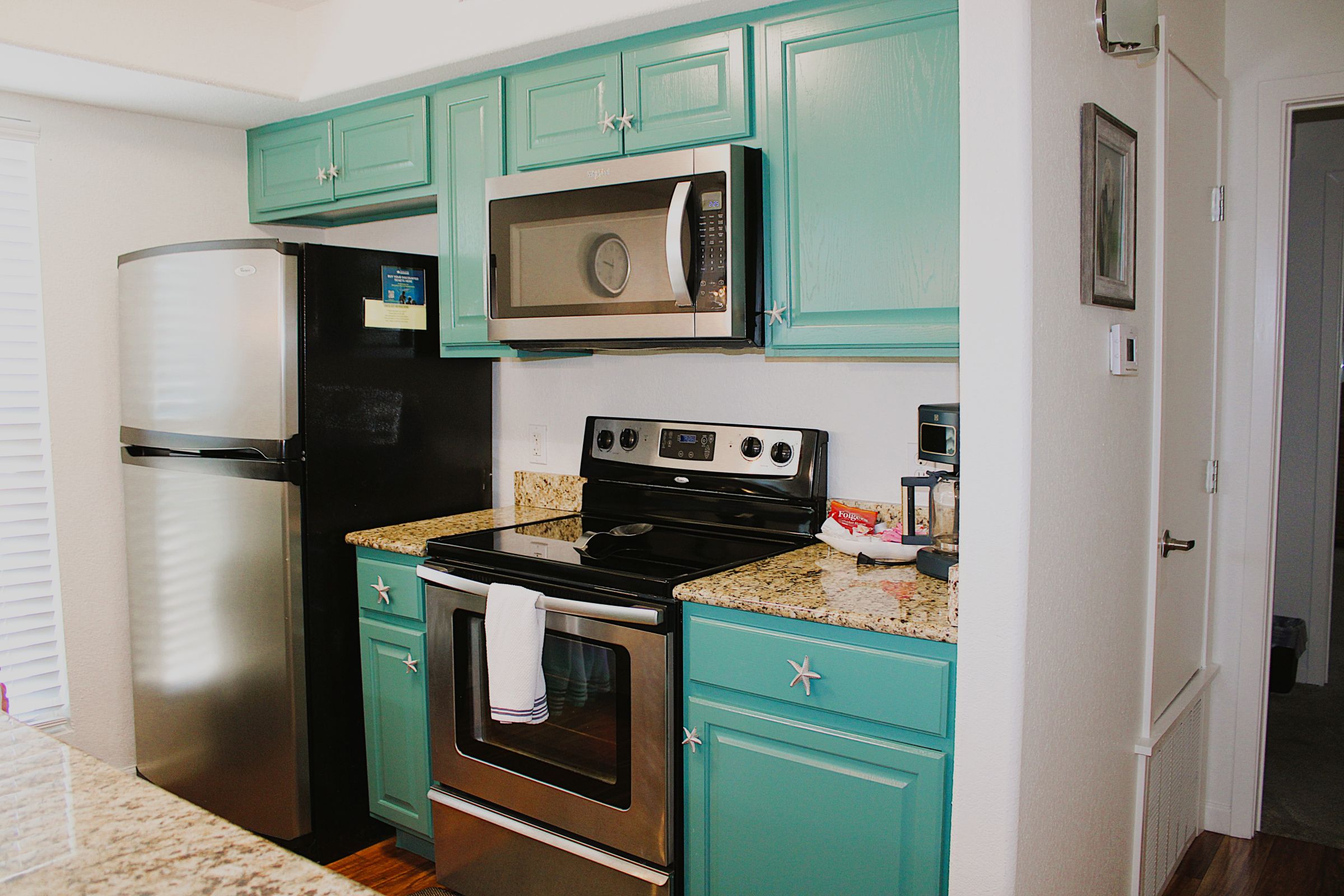 One bedroom condo with boat parking off back deck | Photo 7
